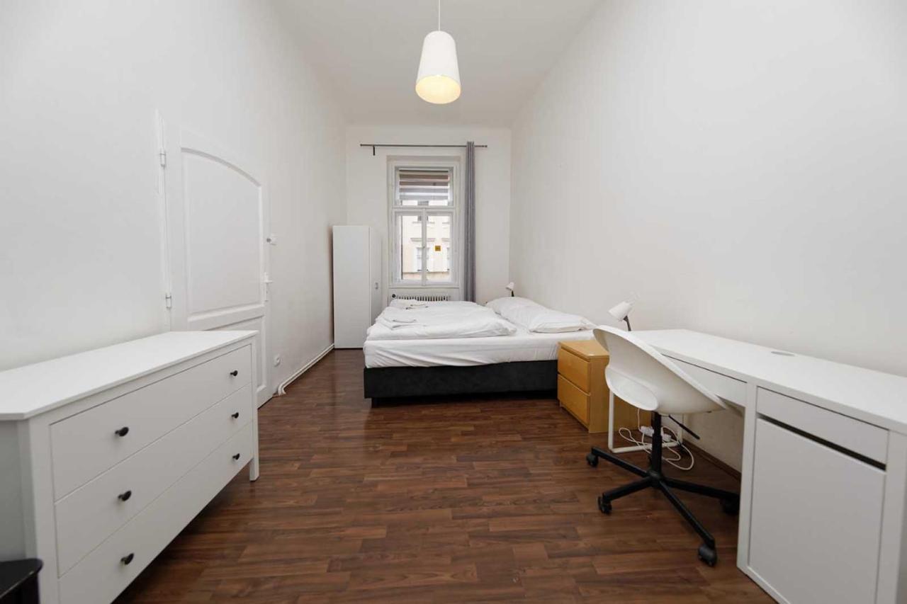 Peter'S Tower Apartments براغ المظهر الخارجي الصورة