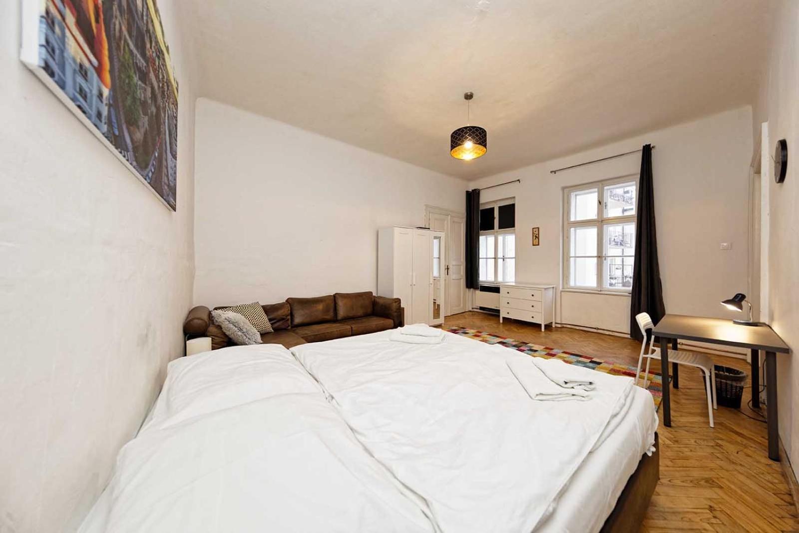 Peter'S Tower Apartments براغ المظهر الخارجي الصورة